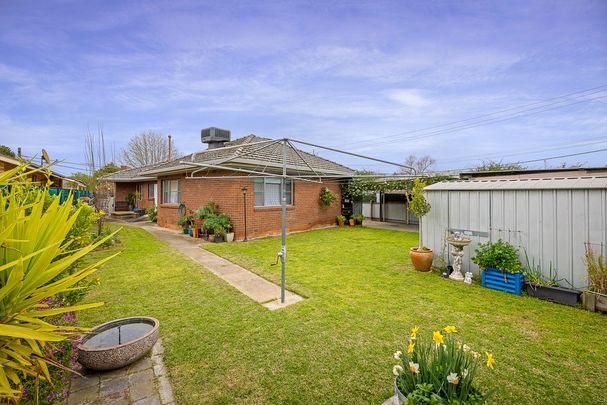 Convenience At Your Doorstep - Photo 1