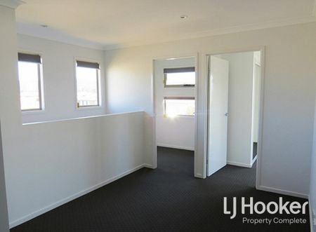 Spacious Living In Yarrabilba! - Photo 3