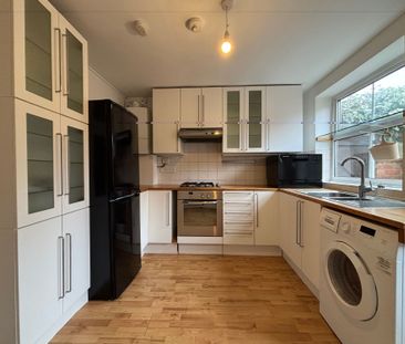 2 bed end of terrace house to rent in Princes Street, Leamington Sp... - Photo 4