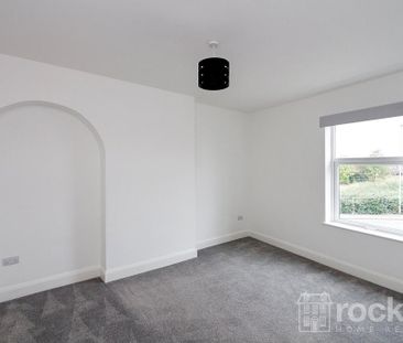 3 bedroom parking to rent - Photo 5