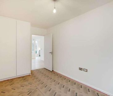 Upper Richmond Road, East Putney, SW15 - Photo 4