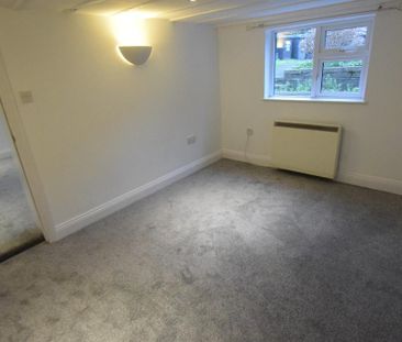 1 bedroom ground floor flat to rent - Photo 1
