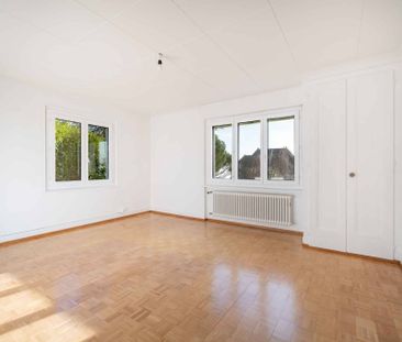 Sublime 4.5 room apartment with lake view - Photo 1