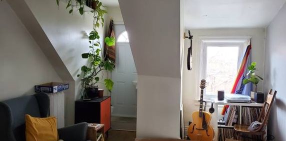 One bedroom, College and Dovercourt $1850+ - Photo 2