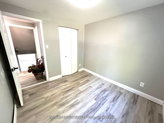 For Lease - 156 Mooregate Crescent Unit# Lower, Kitchener, Ontario - Photo 1