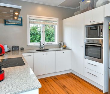 Vintage Charm Meets Modern Comfort &mldr; - Photo 5