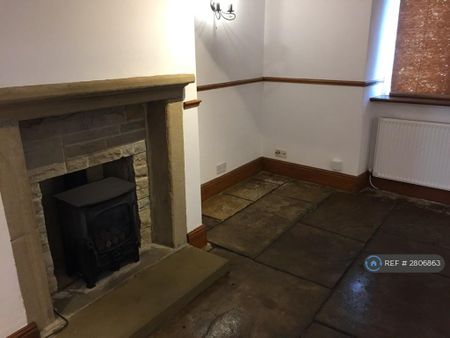 2 bedroom terraced house to rent - Photo 2