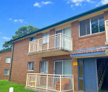 Two Bedroom Unit with Convenient Location! - Photo 6