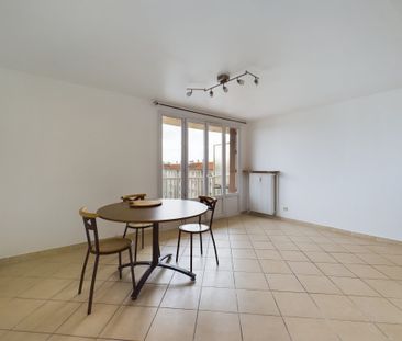 Location Appartement 2 pièces 65m² VILLEURBANNE 69100 - Photo 1