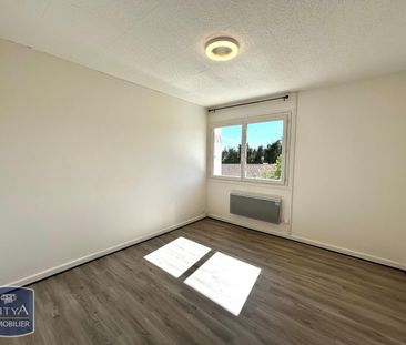 Location Appartement 3 pièces 65m² DUNIERES 43220 - Photo 4