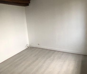 Location Appartement 3 pièces 64m² CHERISY 28500 - Photo 2