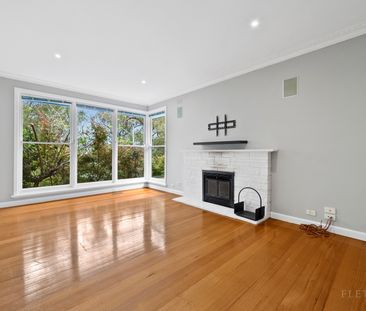56 Bayswater Rd, Croydon VIC 3136 - House For Rent | Domain - Photo 5