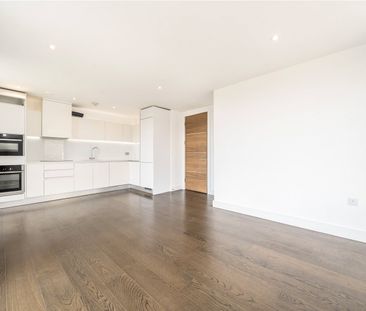 Handley Drive, London, SE3 9BW - Photo 1