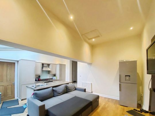 2 bedroom Bungalow To Let - Photo 1