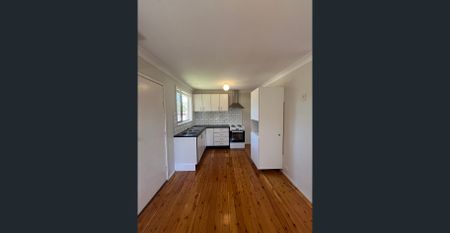 Convenient Location - Photo 2