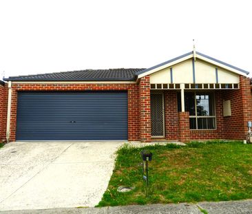 9 Jennifer Court, Pakenham, VIC 3810 - Photo 1