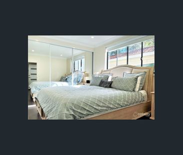 Stylish & Contemporary Two Bedroom Granny Flat – Prime Rosehill Loc... - Photo 2