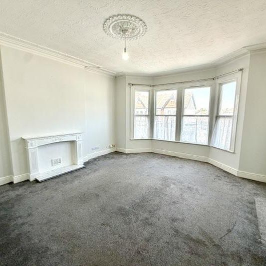 2 bedroom maisonette to rent - Photo 1