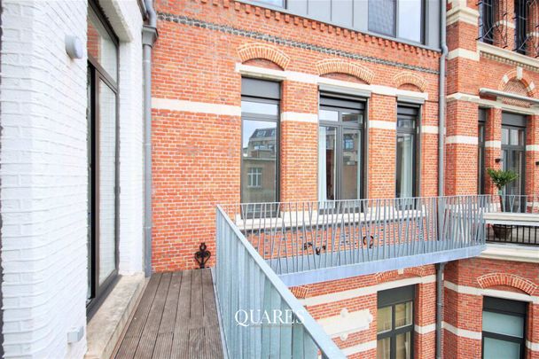 Ruim appartement met 2 slaapkamers en terras vlakbij de Meir! - Photo 1