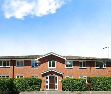 CLOSE TO MET LINE - Photo 1