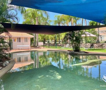 Central location Townhouses - Photo 4