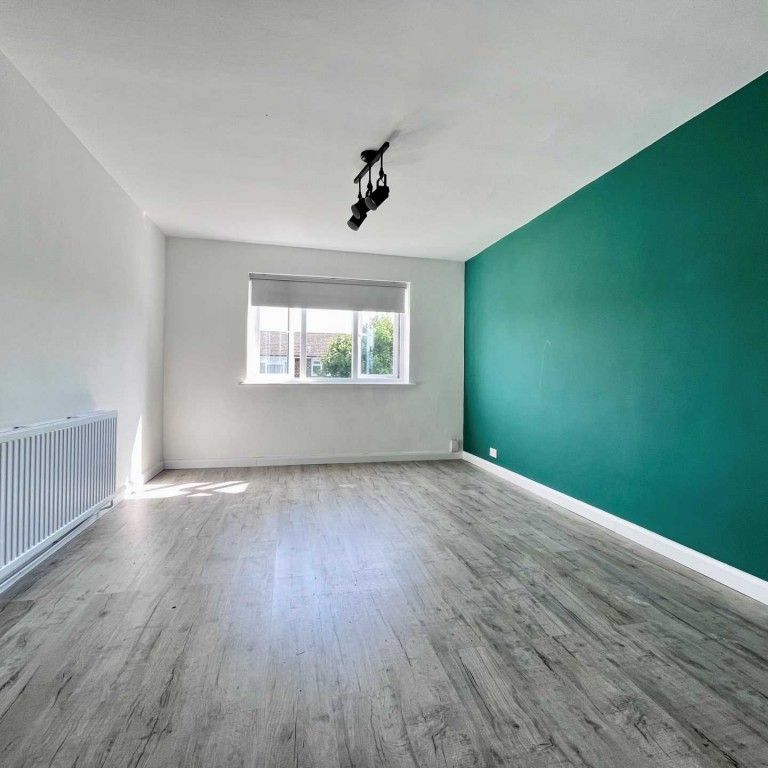 2 bed Maisonette for rent - Photo 1