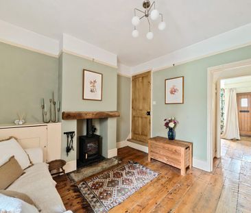 2 Bedroom House - Chesil Street, Winchester - Photo 5