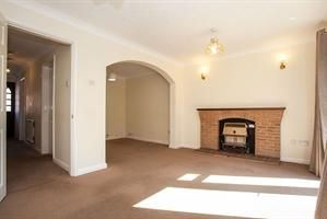 3 bedroom house to rent - Photo 2