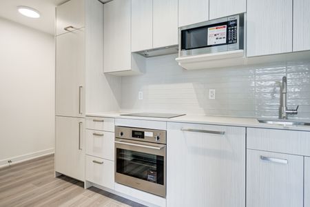 For Lease - 65 Curlew Drive Unit# 202, Toronto, Ontario - Photo 3