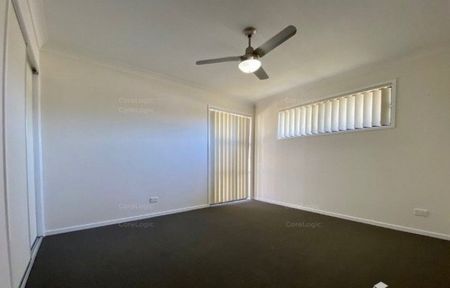 Spacious 3 bedroom house - Photo 4