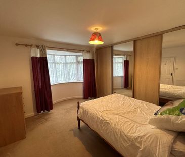 The Street, Beck Row, BURY ST. EDMUNDS - Photo 5