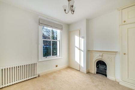 4 bedroom terraced house to rent - Photo 3