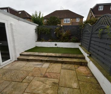 3 bedroom semi-detached house to rent - Photo 5