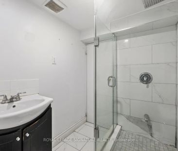 224 Alsace Road S #Lower - Photo 4