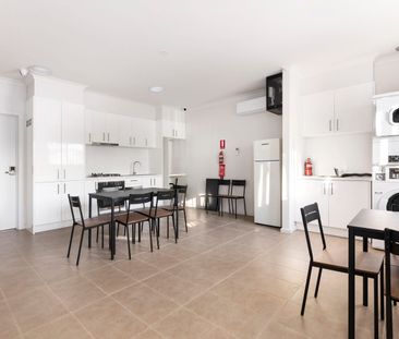 Co- Living studio apartments in Prime Somerville Location - Fully f... - Photo 2