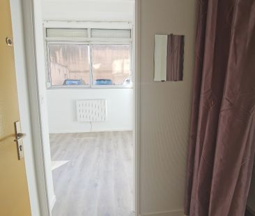 Location Appartement 1 pièce 14m² RENNES 35000 - Photo 4