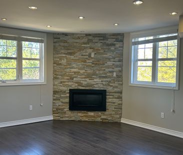 For Lease - 39 John Davis Gate John Davis Gate Unit# Walkout Baseme... - Photo 3