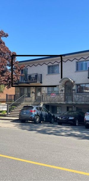 Grand 5 ½ rénové, lumineux et paisible. - Photo 1