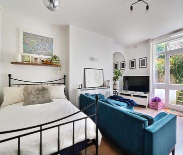 Studio to rent - Photo 2