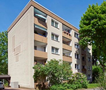 renovierte und bezugsfertige 3 Zimmerwohnung in Stadtnähe mit Balkon - Foto 2