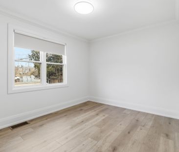 For Lease - 1020 Kent Avenue, Oakville, Ontario - Photo 3