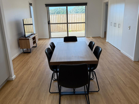 11 Damesfly Circuit, Tarneit, VIC - Photo 3