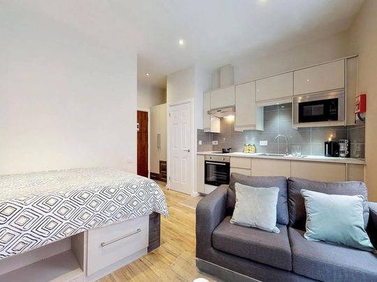 Studio to rent - Photo 1