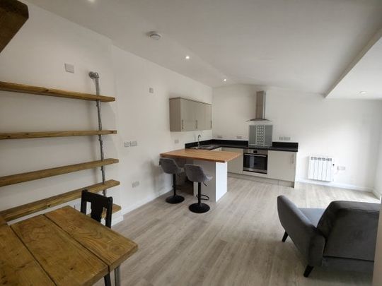 Falmouth, Falmouth, TR11 - Photo 1