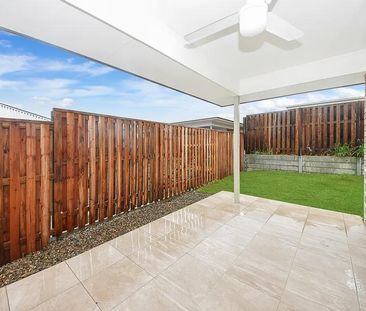 6 Crewes Cres, Redbank Plains QLD 4301 - Photo 2