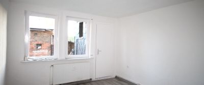 frisch renoviert: Single-Wohnung im Fachwerkhaus mit sep. Eingang und Gartenanteil - Photo 1