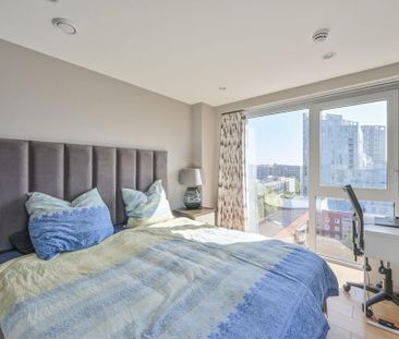 3 bedroom flat to rent - Photo 2