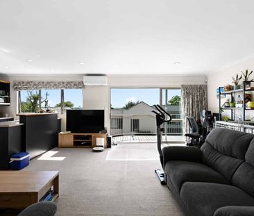 Central, Stylish Living. - Photo 2