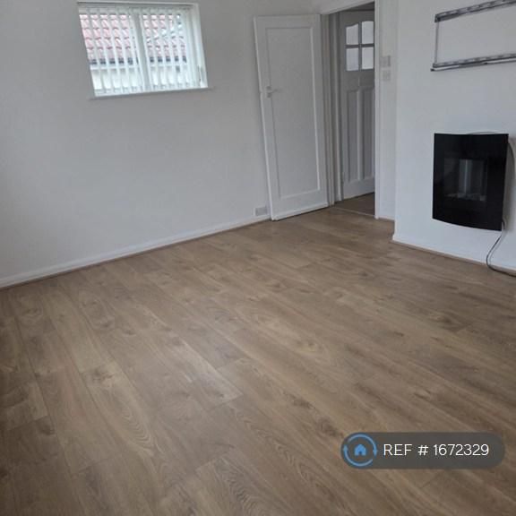 3 bedroom bungalow to rent - Photo 1