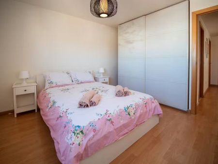 Carrer de Carcaixent, Valencia, Valencian Community 46007 - Photo 4